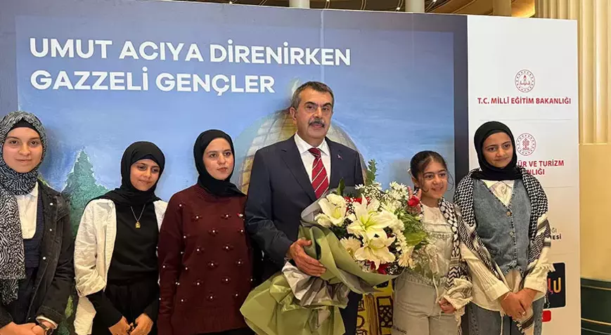 Bakan Yusuf Tekin Yalnız değildir