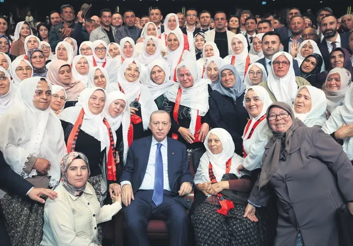 CUMHURBAŞKANLIĞININ  14 MAYIS ÇİFTÇİLER GÜNÜ NEDENİ İLE YAPILAN AÇIKLAMA GÖSTERDİ Kİ HER TÜRLÜ İMKAN HALİ VAKTİNDE OLANLAR İÇİN
