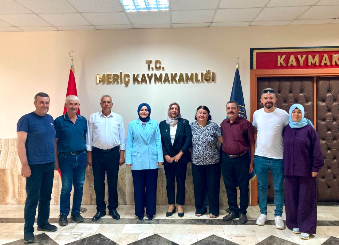 Başörtülü kaymakamlar her yerde itibar görüyor…