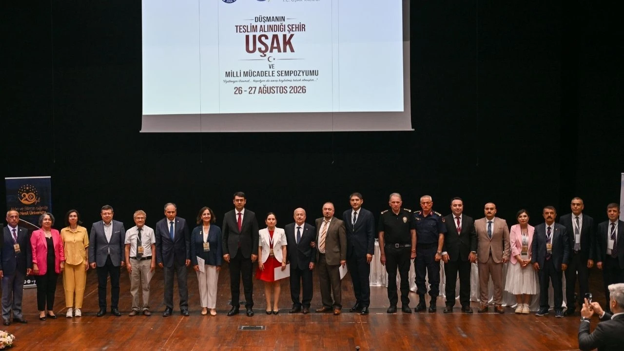 Uşak'ta "Düşmanın Teslim Alındığı Şehir" Sempozyumu