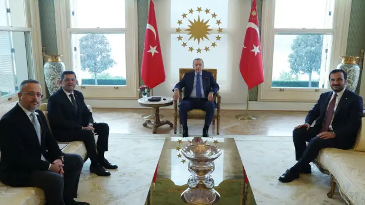 Hayırdır inşallah.. Cumhurbaşkanı Erdoğan peş peşe belediye başkanlarıyla görüştü