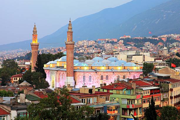 Bursa şehri çok özel bir vilayettir, insanların saygı değerliğinin yanında her konu bu ilimizde bir başka özeldir.